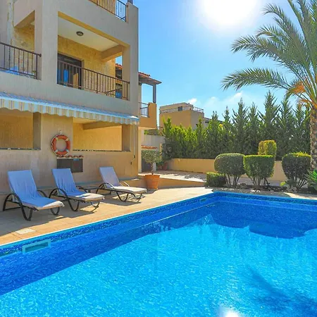 Arbanassi Латхи